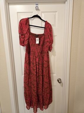 torrid Red Botanical Puff-Sleeve Maxi Dress